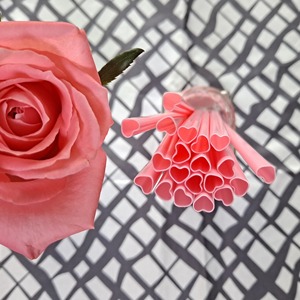 Pailles à boisson en forme de cœur en vrac, en plastique rigide durable, style mignon, couleurs rose, rouge, noir, jaune, couleur personnalisée pour restaurants, fêtes et événements - Product Image 6