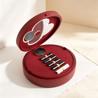 Boîte de rangement de maquillage ronde en velours bordeaux personnalisée avec fermoir métallique, étui pour rouge à lèvres, boîte cadeau, boîte de beauté de luxe en cuir