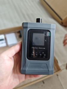 Dual Duplex 2000m dài khoảng cách phát sóng 8 kênh hệ thống liên lạc không dây với <span class=keywords><strong>Tally</strong></span> ánh sáng - Product Image 2