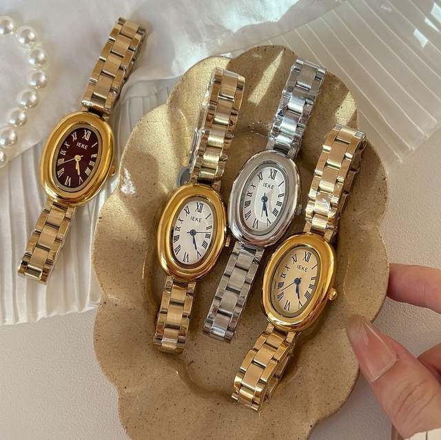 high quality oval Roman scale minimalist and fashionable steel bracelet watch women's quartz watch a best-selling hit product