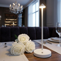 Lampe de chevet portable à piles pour restaurant, lampe de bureau LED rechargeable pour chambre à coucher, lampe de table moderne sans fil