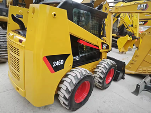 Minicargadora de ruedas Caterpillar 246D usada de 3 toneladas con accesorio de cubo Cat 246D de segunda mano de América - Product Image 5