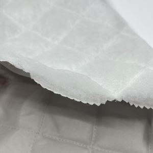 Không thấm nước Đồng bằng dệt pongee <span class=keywords><strong>100</strong></span>% <span class=keywords><strong>polyester</strong></span> Quilting độn vải cho nhà dệt túi trong nhà cửa sổ điều hòa không khí Bìa - Product Image 2