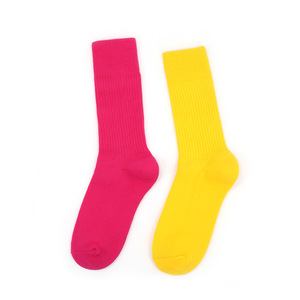 YJ013 Chaussettes tube en coton tricoté pour le printemps et l'été, couleur unie, haute saturation, couleur bonbon, taille unique, <span class=keywords><strong>vente</strong></span> en gros, directement <span class=keywords><strong>de</strong></span> l'usine - Product Image 5