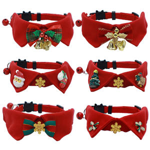 <span class=keywords><strong>Collar</strong></span> de Poliéster de Lujo Estilo Occidental con Cuello de Camisa Rojo Inspirado en la Navidad de Dibujos Animados para Gato y Perro, Babero Clásico para Mascotas de Exportación - Product Image 1
