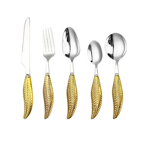 ชุดช้อนส้อมสแตนเลส 304 ด้ามจับลายขนนก มีด ส้อม ช้อน แบบตะวันตก วินเทจ สำหรับงานแต่งงาน - Product Image 5