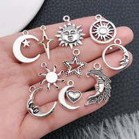 Assortiment de breloques mélangées Lune et Étoile en alliage de zinc argenté antique, thème céleste, pour la création de colliers superposés