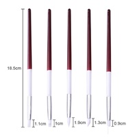 Matériel de nail art : 5 stylos en silicone 3D solides blancs et rouges carrés pour sculpture et gravure manuelle des ongles