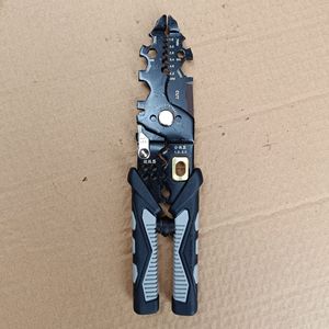<b>Soft</b> Grip Handles <b>Wire</b> Stripping Cable Cutting Crimping Functions 0.5mm Top Entry 25-in-1 Multifunctional Steel Pliers Tool Kit - Product Image 4