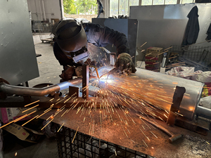 हल्के शुल्क ट्रकों के लिए उच्च प्रदर्शन निकास मफलर ट्रक स्पेयर पार्ट्स निर्माता - Product Image 4