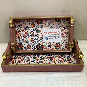 Bandeja Rectangular Dorada con Asa y Diseño Floral en el Interior, Bandeja de Cuero Sintético para Servir, Decorativa de MDF - Product Image 5