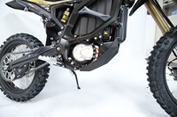 2026 Surron Ultra Bee AU Stock 24.5kW 74V Moto électrique tout-terrain pour adulte, Motocross, Moto de trail, EU US, Prix de gros Suron