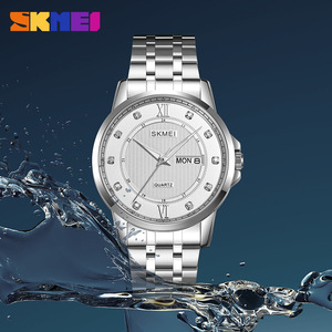 Skmei Gold Couple Quartz Watches Analog Calendar Diamond Dial Stainless Steel Band Waterproof 30M Men Women Watch - Product Image 2