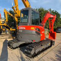 Excavator Mini Bekas Jepang Kubota U55-5 5.5 Ton CE EPA Jam Operasi Rendah Dengan Thumb Quick Couper dan Rubber Pads Dijual