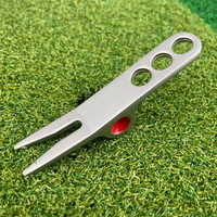 Logo personnalisé multifonctionnel en alliage de zinc style sifflet outil de réparation divot noir argent chapeau accessoires de golf