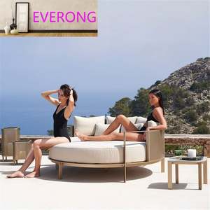 Meubles d'extérieur en alliage d'aluminium <span class=keywords><strong>de</strong></span> luxe léger <span class=keywords><strong>de</strong></span> haute qualité Canapé Lit rond Mobile Créatif Chaise <span class=keywords><strong>de</strong></span> <span class=keywords><strong>plage</strong></span> Villa Piscine - Product Image 2
