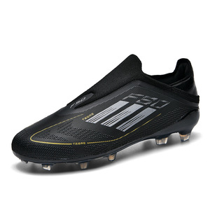 Nouvelles chaussures de football montantes pour hommes et femmes, crampons longs, semelle adhésive, confortables, pour l'entraînement des adolescents, style élégant - Product Image 3