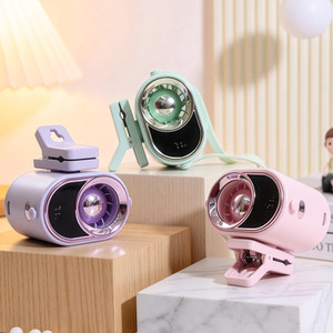 พัดลมแบบคลิปพกพา จอแสดงผลดิจิตอล ชาร์จผ่าน USB มอเตอร์ DC 2W แบบคล้องคอ ปรับความเร็วได้ 5 ระดับ ใช้งานได้นาน 8+ ชั่วโมง เหมาะสำหรับใช้งานกลางแจ้ง - Product Image 1