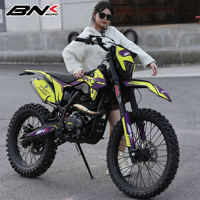 Moto tout-terrain BNK 2026 Enduro haute performance 300cc, moteur Zongshen 4 temps, course sportive hors route avec système CDI