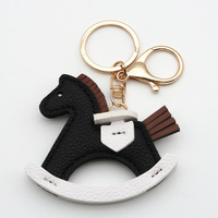 Porte-clés de voiture en cuir personnalisé 2026, accessoires porte-clés animal, breloque de sac, ornement, pendentif, porte-clés de luxe de créateur