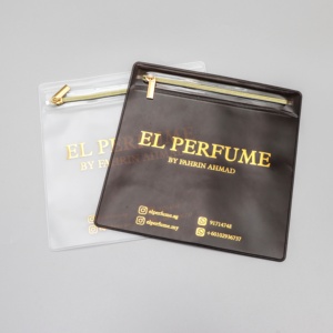 Pochette d'emballage en PVC mat givré personnalisée avec logo en feuille d'or pour le rangement des accessoires de bijoux, pochette à fermeture éclair en métal - Product Image 3