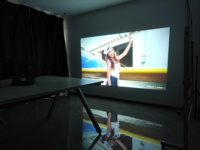 Proyector Inteligente Android 11 Nativo 1080P, 1500 ANSI Lúmenes, Decodificador 4K 60Hz, Compensación de Movimiento MEMC, Proyector de Cine en Casa