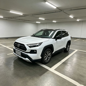 Auto Usado de Segunda Mano, Vehículos Usados, Toyota RAV4 <span class=keywords><strong>RAV</strong></span>-<span class=keywords><strong>4</strong></span> <span class=keywords><strong>Adventure</strong></span> Plus <span class=keywords><strong>2023</strong></span>, 4x4, Gasolina, SUV - Product Image 1
