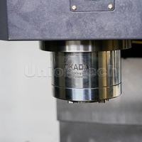 Centre d'usinage vertical CNC 3 axes VMC850 avec commande GSK FANUC SYNTEC, broche SYNTEC BT40, fraiseuse automatique