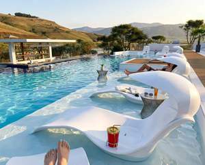 Chaise longue de piscine en fibre de verre FRP durable avec coussin, pour l'extérieur, le pont et le bord de la piscine - Product Image 1