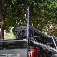 Lumières LED de type fouet de haute qualité de 3 et 4 pieds avec contrôle par application, lumières de mât de drapeau RGB à effet de poursuite pour camion, UTV, RZR