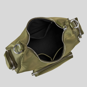 Sac Hobo <span class=keywords><strong>Chic</strong></span> Polyvalent pour Femme avec Logo Personnalisé, en Tissu Oxford de Haute Qualité, Multi-Poches, Style Biker Punk, Porté Épaule ou Croisé - Product Image 5