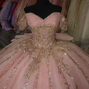 Vestido de Quinceañera Mumuleo Rosa Bush 2026, Vestido de Gala Largo Hasta el Suelo con Cola, Satén Bordado con Encaje, Cintura Natural Moderna - Product Image 5