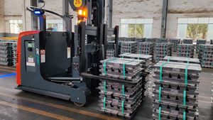 Heli Yufeng CQD16 AGV Reachtruck 1,6T 8,5M hefhoogte voor smalle gangen in hoogbouw magazijnautomatisering - Product Image 4