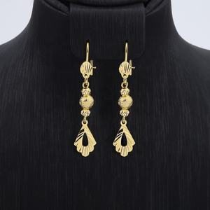 Boucles d'oreilles pendantes plaquées or 24 carats pour femmes, design de créateur, en laiton, prix de gros JXX - Product Image 3