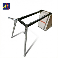 Système de support triangulaire en acier et chrome pour bureau de direction – Quincaillerie moderne pour mobilier de bureau et d'hôtel