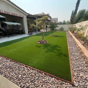 <span class=keywords><strong>Rouleau</strong></span> de <span class=keywords><strong>gazon</strong></span> artificiel résistant à l'usure de 40mm Installation facile <span class=keywords><strong>Gazon</strong></span> synthétique pour mariage et jardin - Product Image 5