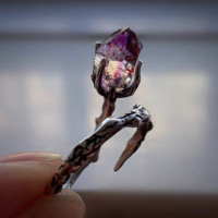 Bague pour femme vintage, minimaliste, avec fleur tridimensionnelle en améthyste naturelle, base en forme de fleur de vigne, ouverture réglable