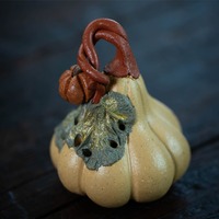 Figurine de thé en forme de citrouille de haute qualité pour décoration d'étagère, jouet de thé en argile peinte à la main