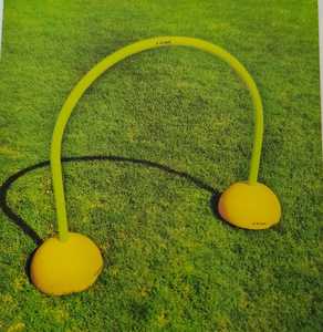 Les arcs de bord sont fournis des pointes en acier régulières Insérées Arcs d'entraînement au sol en PVC pour le tir de passes de football 2 - Product Image 2