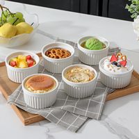 Porcelaine réutilisable 4oz Four Gâteau Crème Glacée Condiment Trempette Sauce Ramequins Tasse en céramique Rangement d'accessoires de cuisine