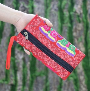 Borsa Ricamata in Tessuto da Donna, Portafoglio Lungo Vintage con Cerniera, Stile Etnico, Pochette, Produzione all'Ingrosso - Product Image 4
