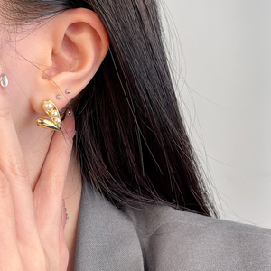 Boucles d'oreilles en forme de graine de pois en acier inoxydable plaqué or 18K avec perles pour femmes |   Imperméable, hypoallergénique et inaltérable - Product Image 6