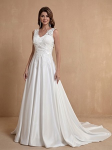 Abiti da sposa taglie forti con schiena scoperta in pizzo, abito da ballo personalizzato in raso avorio con strascico - Product Image 2