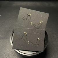 Étiquettes en cuir véritable de haute qualité, personnalisées avec logo en relief, découpées au laser, écologiques, à coudre sur les vêtements