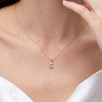 Collier pendentif en opale double spirale de haute qualité Gemnel avec CZ
