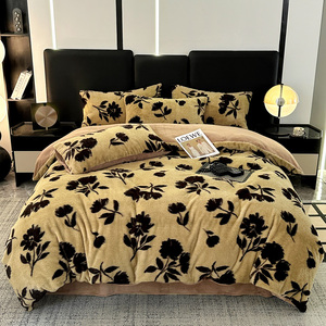 طقم أغطية سرير من الصوف الناعم مع غطاء وسادة وغطاء لحاف شتوي فاخر - Product Image 1