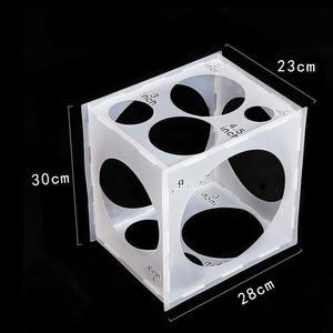 Caja de medición de tamaño de globo transparente Cubo medidor de globo de plástico con agujeros de varios tamaños - Product Image 2