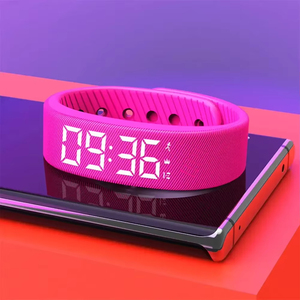 Montre-bracelet numérique avec podomètre de course, moniteur d'activité, alarme vibrante et bracelet à vibration silencieuse - Product Image 3