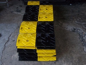 Rampa Reductora <span class=keywords><strong>de</strong></span> Velocidad <span class=keywords><strong>de</strong></span> Goma <span class=keywords><strong>de</strong></span> Alta Resistencia CE <span class=keywords><strong>de</strong></span> Medio Metro, Rampa para Carreteras, Reductor <span class=keywords><strong>de</strong></span> Velocidad - Product Image 6