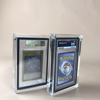 Vitrine en acrylique Porte-cartes à collectionner graduées Étui de protection de forme ronde pour Pokeomon TCG CGC avec couvercle magnétique